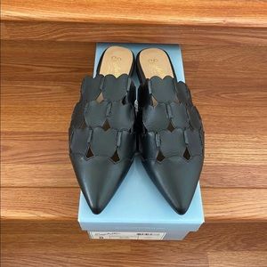 Seychelles Mules size 8, black leather- brand new